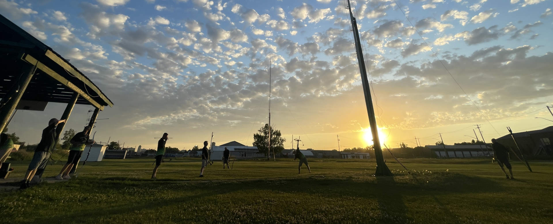 Pole archery competition